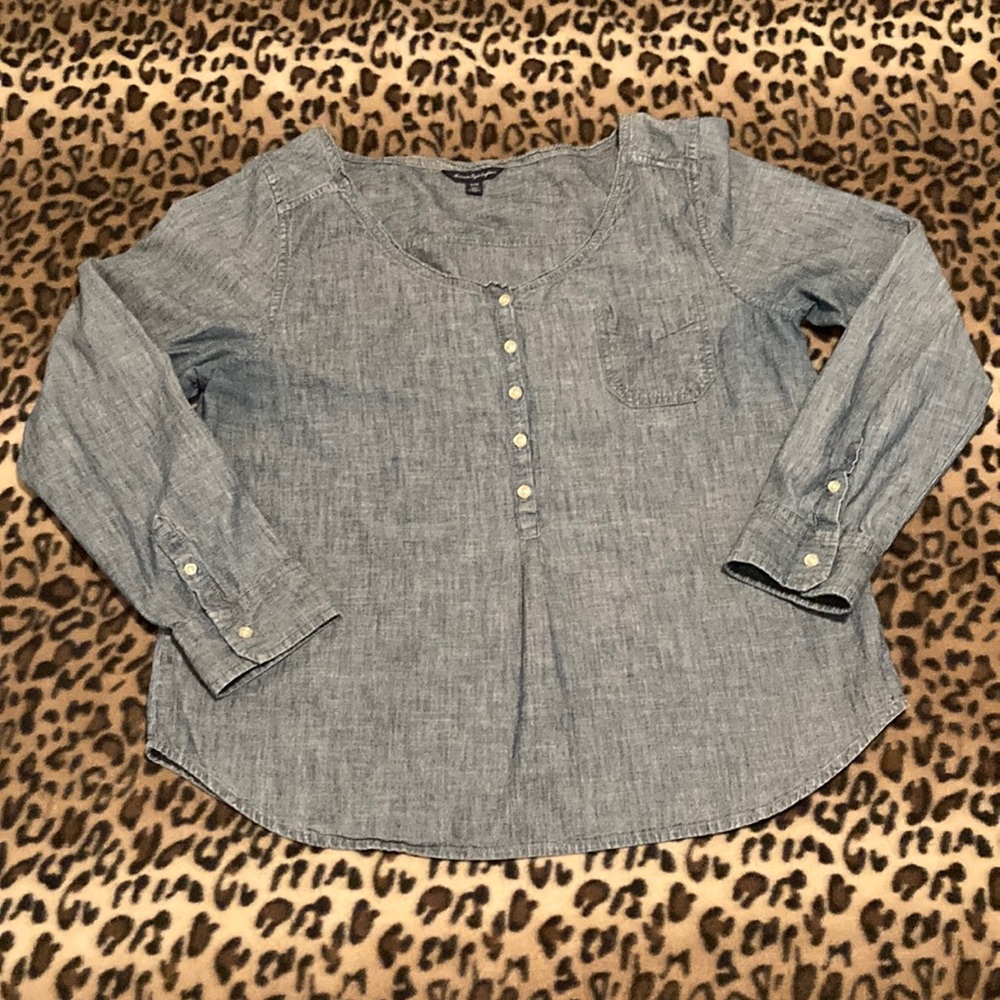 2 for $20 AMERICAN EAGLE Shirt Women’s Size XL AE Denim Pullover Long Sleeve Top